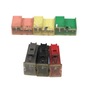 Expédition rapide Caja De Link bloc de batterie relais robinet étanche porte-lame Marine boîte à fusibles de <span class=keywords><strong>voiture</strong></span> 12V pour Mercedes Benz classe C - Product Image 4