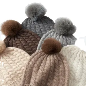 Chapéu de caxemira personalizável de inverno para mulheres, chapéu de malha de alta qualidade com bolas de flores torcidas