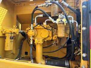Excavadora de cadenas Caterpillar 325D usada, 25 toneladas, hidráulica, con caja de cambios controlada por PLC, bomba equipada con motor C7 ACERT - Product Image 6