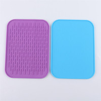 Nouveau Tapis de Table Pliable en Silicone Anti-brûlure et Antidérapant, Coloré et Élégant, pour Dîner – Vente en Gros OEM