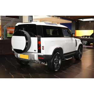 Nueva condición Range <span class=keywords><strong>Rover</strong></span> <span class=keywords><strong>Defender</strong></span> 90 2,0 T P300 S Gasolina SUV Asientos de cuero automáticos Luz Interior AWD Drive Portaequipajes de techo de metal - Product Image 3