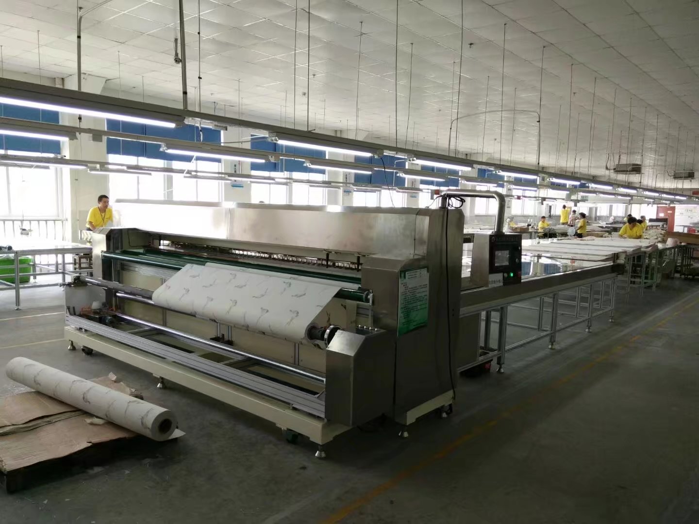 Полностью автоматическая ультразвуковая машина для резки жалюзи и штор от производителя с высоким производством