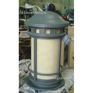 Lámparas de Poste para Exteriores de Aleación de Aluminio con LED E27, Semi Empotradas, Garantía de 5 Años - Product Image 1