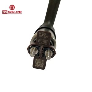 Inyector Common Rail de motor diésel reacondicionado 6261-11-3200 095000-6140 - Product Image 6