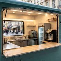 Food Truck à Démarrage Rapide : Fast-food, chocolat et boissons chaudes - Disponible à tout moment, personnalisable et conduisable