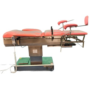 Table d'opération gynécologique électrique 1900x600x600-850mm certifiée CE pour usage hospitalier - Product Image 1