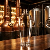 Botellas de vidrio transparente ovaladas de 375 ml al por mayor con doble boquilla, tapones de corcho y tapas de rosca con acabado ácido para aceite de oliva premium y cocina.
