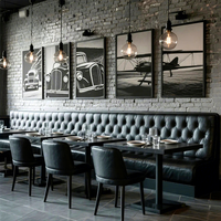 Ensemble de meubles sur mesure Ron Group Commercial : table carrée en bois, chaise personnalisée, banquette en cuir noir capitonnée pour restaurant