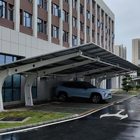 Nouveau système de montage de carport solaire en acier robuste et étanche, surface HDG, conception personnalisée pour le stationnement extérieur des voitures (Durée de vie