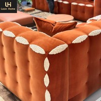 Einfacher Stil Moderne Möbel Wohnzimmer Stoffsofas Weißes Bobble-Sofa Modulares Sofa mit Niedriger Armlehne Bodenliegende Kombinations-Sofagarnitur