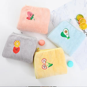 Toallas de Casa para Adultos de Vellón Coral Suave al por Mayor, Gruesas, con Patrón de Frutas Bordado, Juego de Dos Toallas para la Cara, Técnica de Tejido - Product Image 3