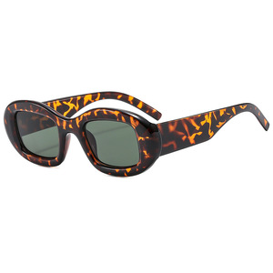 The New Beautiful Girls Outdoor Trend Street Shot With a Variety of Color Uv Protection <b>Sunglasses</b> - Product Image 5