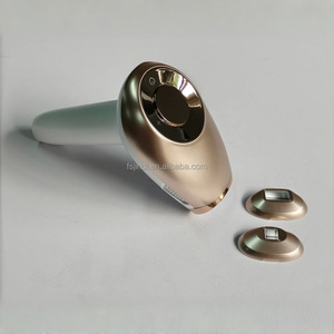 Depiladora IPL <span class=keywords><strong>de</strong></span> Color Dorado Premium con Enfriamiento Rápido ICE, Pantalla Táctil LCD Grande, Depilación Indolora con Dos Cabezales - Product Image 2