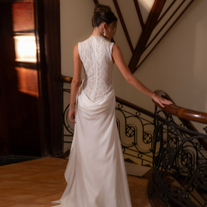 Vestido Maxi Asimétrico de <span class=keywords><strong>Encaje</strong></span> Blanco <span class=keywords><strong>y</strong></span> Gasa <span class=keywords><strong>con</strong></span> Detalles Florales para Boda en Jardín, Vestido de Noche Elegante - Product Image 2