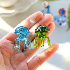 Mini Adornos de Vidrio Creativos para Escritorio y Sala de Estar, Adornos Pequeños de Animales Marinos de Dibujos Animados, Sirena Arcoíris, Medusa - Product Image 4
