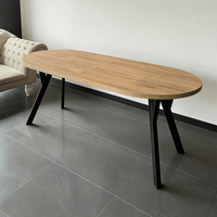 Nouvelle arrivée - Table de salle à manger extensible avec pieds en bois - Meubles pour la maison - Table de salle à manger confortable et durable
