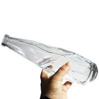 Bouteille en verre cristal de luxe personnalisée 350ml 500ml 750ml pour spiritueux, soda pétillant, jus et eau minérale avec bouchon ROPP et machines