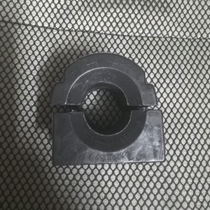 Buje de barra estabilizadora delantera Buick Regal LaCrosse de 28 mm de goma, ajuste a presión dividido, 15857767 - Product Image 1