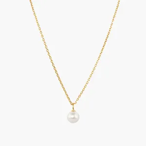 Delicado collar con colgante de perlas de agua dulce de acero inoxidable chapado en oro de 18 quilates para mujer