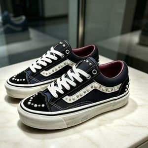 Nouvelles <span class=keywords><strong>Chaussures</strong></span> de Skate en Toile Tendance 2026 Style Vintage avec Perles - Product Image 5