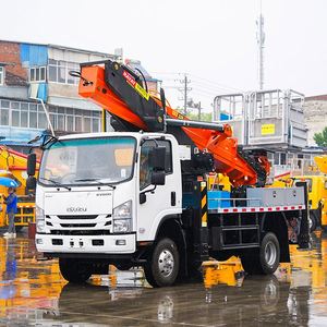 Camión de Trabajo Aéreo Isuzu KV600 con Brazo de 7 Secciones y 33 m de Alcance, Euro 6, para Mantenimiento de Ingeniería Municipal - Product Image 4