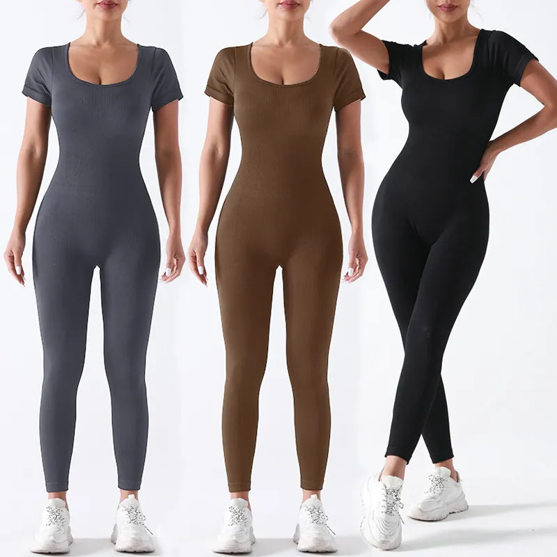 Tuta con filettatura di vendita calda tuta da donna a un pezzo tuta da ginnastica Set Fitness da palestra ad asciugatura rapida abbigliamento sportivo da corsa abiti sportivi