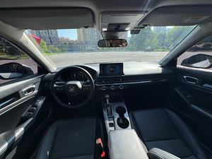 <span class=keywords><strong>Honda</strong></span> <span class=keywords><strong>Civic</strong></span> 1.5T CVT Sport Sedan <span class=keywords><strong>2022</strong></span> Usado, Suspensión Independiente, Configuración Completa, Amplio, Volante a la Izquierda, Auto de <span class=keywords><strong>Segunda</strong></span> <span class=keywords><strong>Mano</strong></span> - Product Image 4