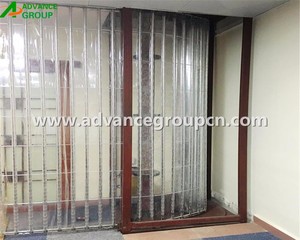 Puertas Corredizas de Plástico <span class=keywords><strong>Transparente</strong></span> y <span class=keywords><strong>Aluminio</strong></span> Baratas de Fábrica, Puerta Plegable de Policarbonato <span class=keywords><strong>Transparente</strong></span> Comercial - Product Image 5