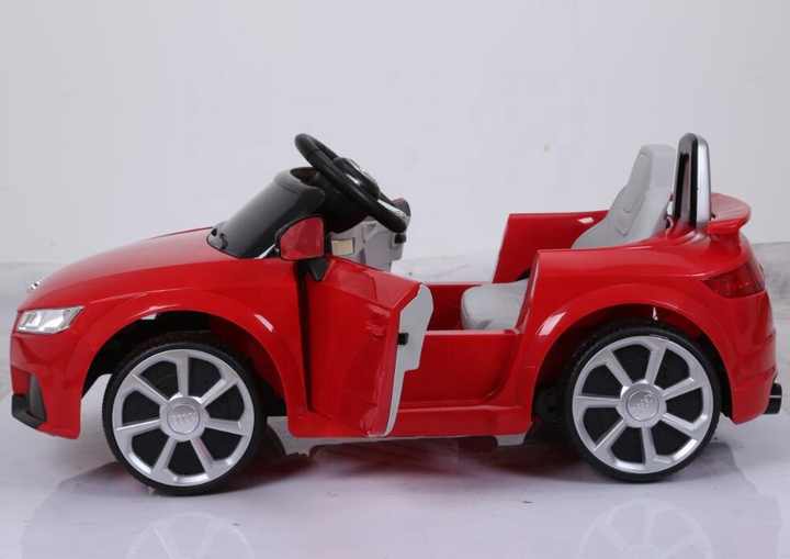 アウディ TT RS ライセンス取得済み キッズ電動乗用玩具 子供用
