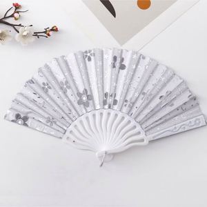 Éventail pliant en bambou gravé personnalisé, décoration de fête d'anniversaire et de mariage, cadeaux pour invités - Product Image 3