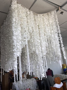 Decoración de Techo <span class=keywords><strong>para</strong></span> Bodas y Fiestas, Flores Colgantes de Seda Artificial Blanca, Estilo Chino Vintage, Elegante y Moderno, Personalizable - Product Image 4