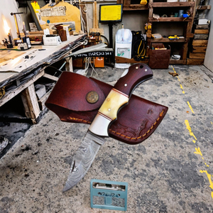 Couteau pliant multifonctionnel en acier Damas forgé à la main, lame à pointe tombante, ouverture par glissement, étui en cuir, qualité industrielle OEM - Product Image 3