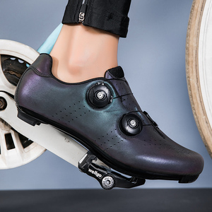 Zapatillas de Ciclismo OEM ODM con Orificios de Ventilación, Duraderas y Protectoras para Deportes al Aire Libre, Populares entre los Hombres - Product Image 1