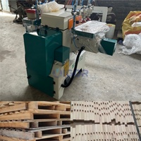 Mortaiseuse et tenonneuse double extrémité pour le travail du bois