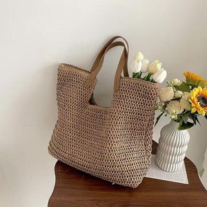 Venta al por mayor 2025 papel reciclado tejido bolsas de mano bolso cierre con cerrojo forro de piel de melocotón <span class=keywords><strong>marca</strong></span> punto OEM logotipo personalizado suministro a granel - Product Image 3
