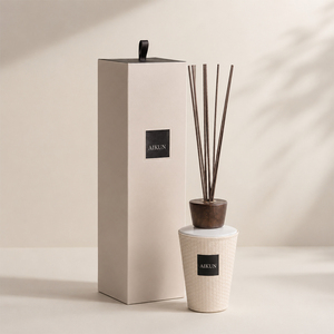 Aikun Low MOQ Long Lasting 1000ml Textured Aroma Reed <b>Diffuser</b> Set with Sticker Logo Cream Box for Gift Shops Custom Scent - Product Image 1