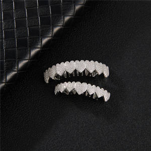 2023ใหม่ฮิปฮอป CZ paved zircon Denti grillz 8ฟันทองดีไซน์หรูหราออกแบบมาเป็นพิเศษสำหรับเป็นของขวัญ - Product Image 2