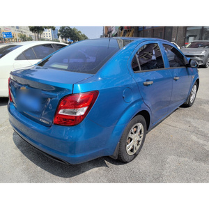 Voiture d'occasion Guazi Chevrolet Aveo Sonic 2014 Berline 1.4SL MT Comfort Edition RTS Essence 1.4L Manuelle Conduite à Gauche Faible Coût - Product Image 5
