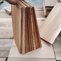 Panneaux et panneaux de bois de cèdre rouge de taille personnalisée pour le revêtement de murs intérieurs et les solutions de plafond