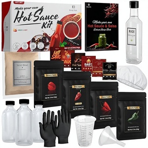 Kit <span class=keywords><strong>para</strong></span> Hacer Salsas Picantes Gourmet - Regalo Único <span class=keywords><strong>para</strong></span> Hombres, Divertido Proyecto <span class=keywords><strong>de</strong></span> Cocina DIY, Produce Más <span class=keywords><strong>de</strong></span> 16 Botellas (Incluye 4 Variedades <span class=keywords><strong>de</strong></span> Pimientos) - Product Image 1