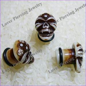 [،] جمجمة مشهورة بتصميم رائع من الأكريليك ، سدادات أذن ذات تصميم رائع من الأكريليك ، أنفاق مفردة متوهجة ، مجوهرات بالجملة لثقب الجسم - Product Image 2