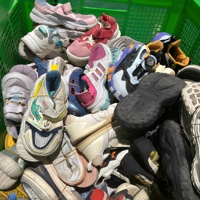Chaussures d'occasion pour enfants en gros – Bales de baskets mixtes pour enfants – Approvisionnement direct usine