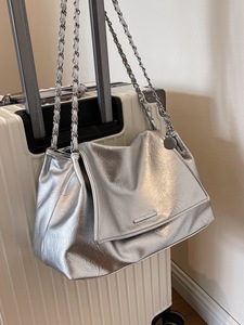 Bolsos de hombro de lujo para mujer, bolsos cruzados de gran capacidad, bolsos de mano de piel sintética con cadena, bolso diario para mujer - Product Image 4
