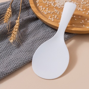 Cuchara espátula de plástico antiadherente para arroz, resistente al calor, para olla arrocera - Product Image 1