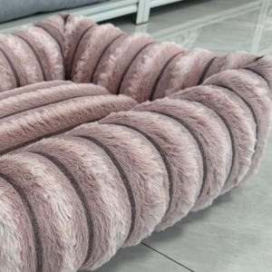 ที่นอนสัตว์เลี้ยงขนฟูรูปทรงสี่เหลี่ยมผืนผ้า นุ่มสบายสำหรับแมวและสุนัข - Product Image 6