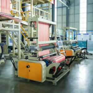 เครื่องอัดรีดเป่าฟิล์มสองสีความเร็วสูง ประหยัดพลังงาน ผลิตฟิล์มสองสี - Product Image 3