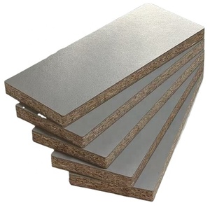 <span class=keywords><strong>Tablero</strong></span> de melamina con grano de madera impermeable de grado E1 de 4x8, <span class=keywords><strong>tablero</strong></span> de partículas de melamina, <span class=keywords><strong>tablero</strong></span> MFC, aglomerado de 9-22 mm para gabinetes - Product Image 1