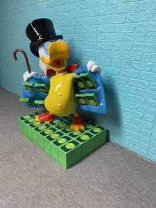 Kunden spezifische Cartoon Ente Lebensgröße Rich <span class=keywords><strong>Duck</strong></span> Fiberglas <span class=keywords><strong>Fortune</strong></span> <span class=keywords><strong>Duck</strong></span> Skulptur Statuen für Outdoor-Dekor - Product Image 6