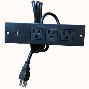 Multiprise murale à 2 prises avec 0 port USB-A et 0 port Type-C, 120V 40A, marquage TR, IP20, ABS noir - Product Image 1