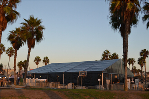 Carpa de Boda Tipo Catedral con Estructura de Aluminio Negra, Cubierta de PVC para Todo Clima, Solución Elegante para Ceremonias y Eventos en Sudáfrica - Product Image 6